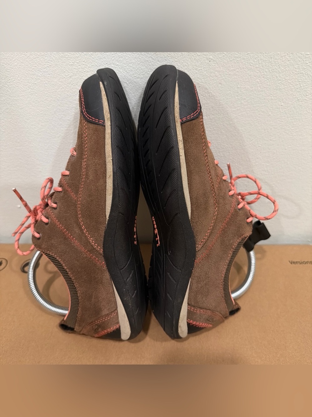 LL Bean Brown Suede Pink Lace Up Hiking Walking Shoes. Woman's Size 7M read - Picture 3 of 9